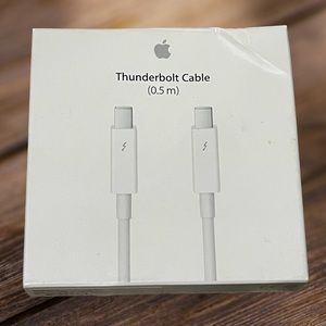 Apple Thunderbolt Cable